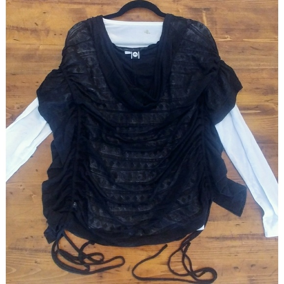 NWT Roxy Crochet Lace Runch Hoodie - Picture 3 of 8